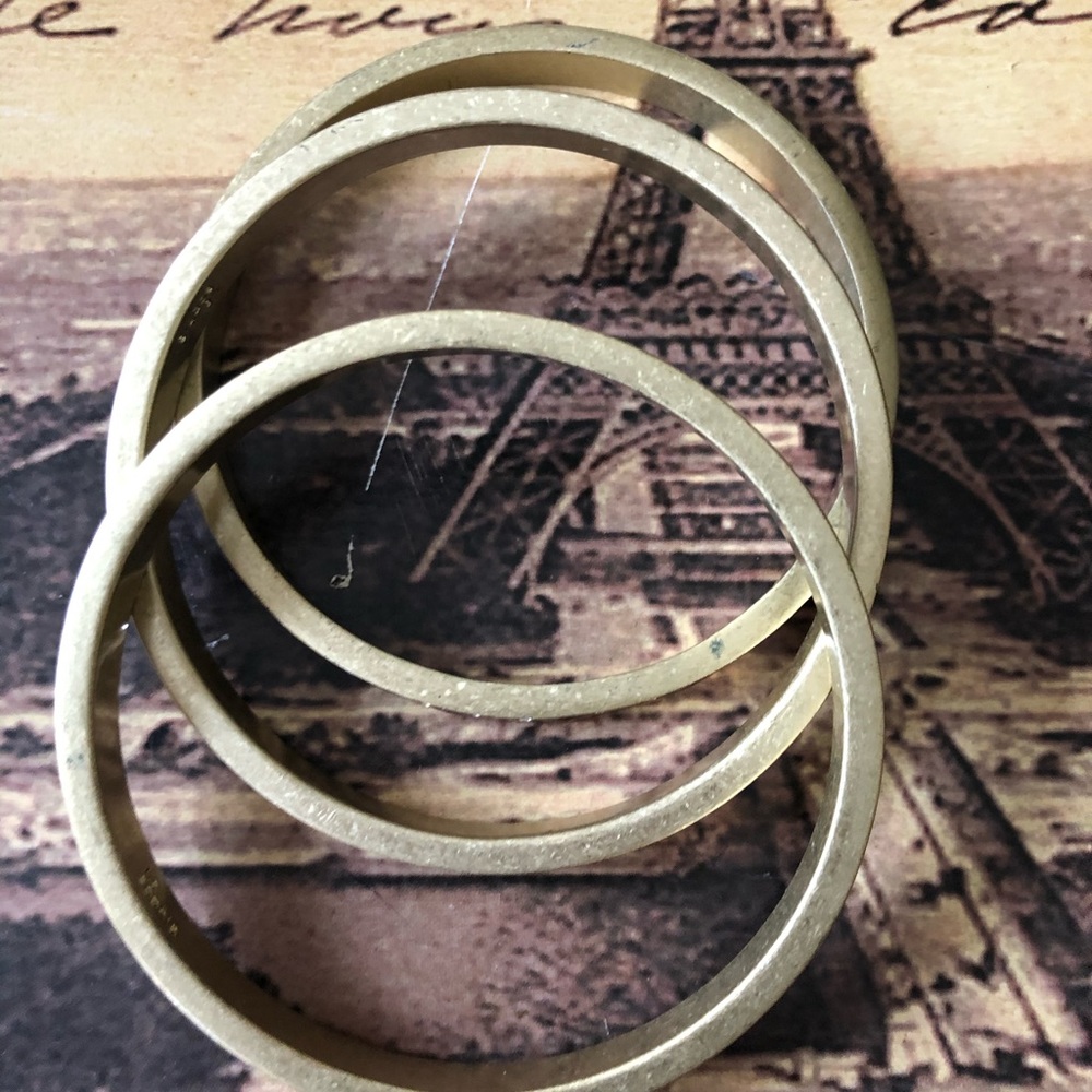 Bangle bracelets - Picture 3 of 4